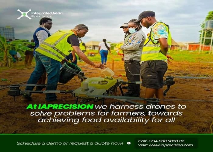 IAPrecision farmers working with a Agras T50 Agricultural drone